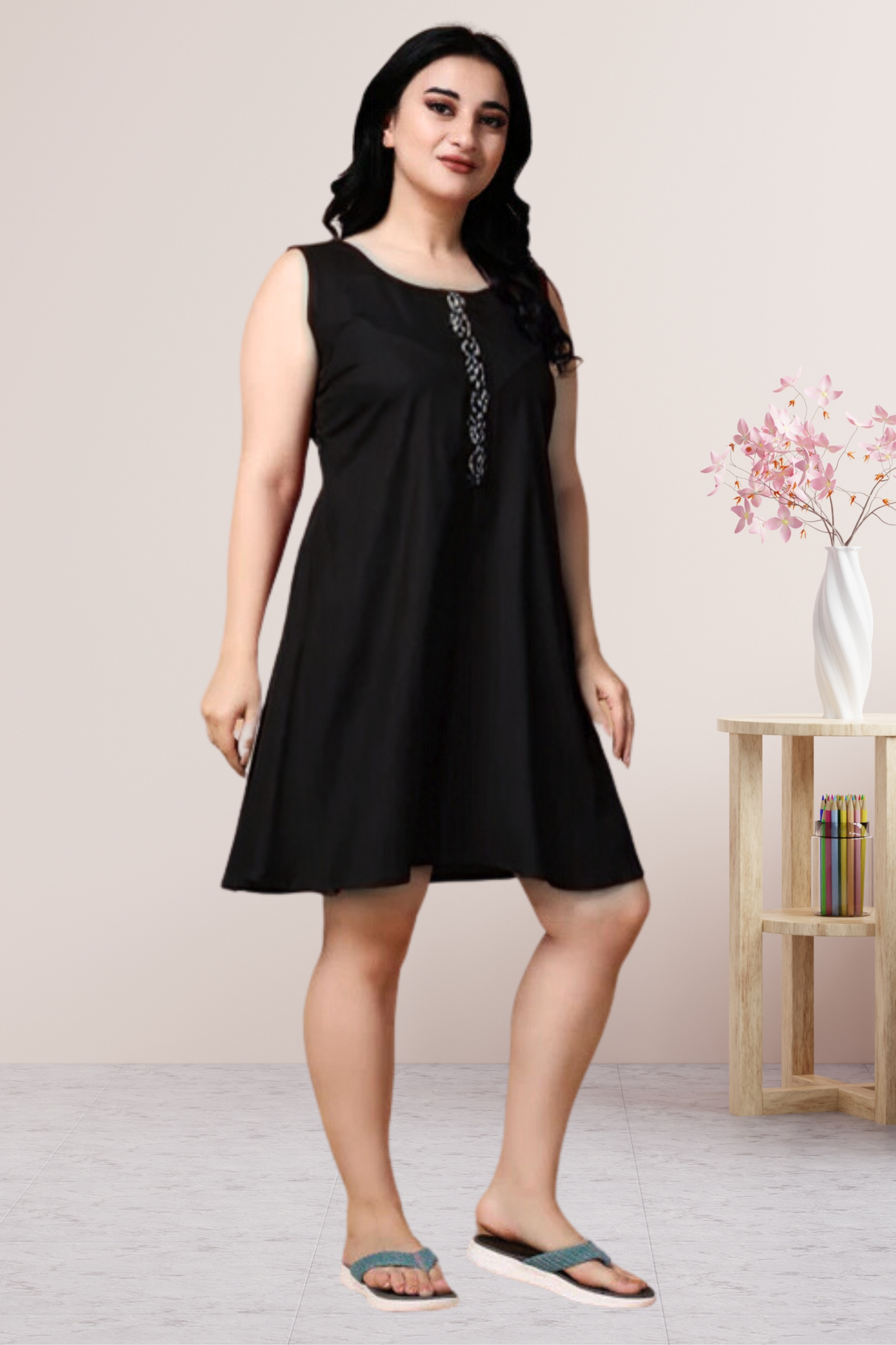 Midnight Black Detailed Short Nighty