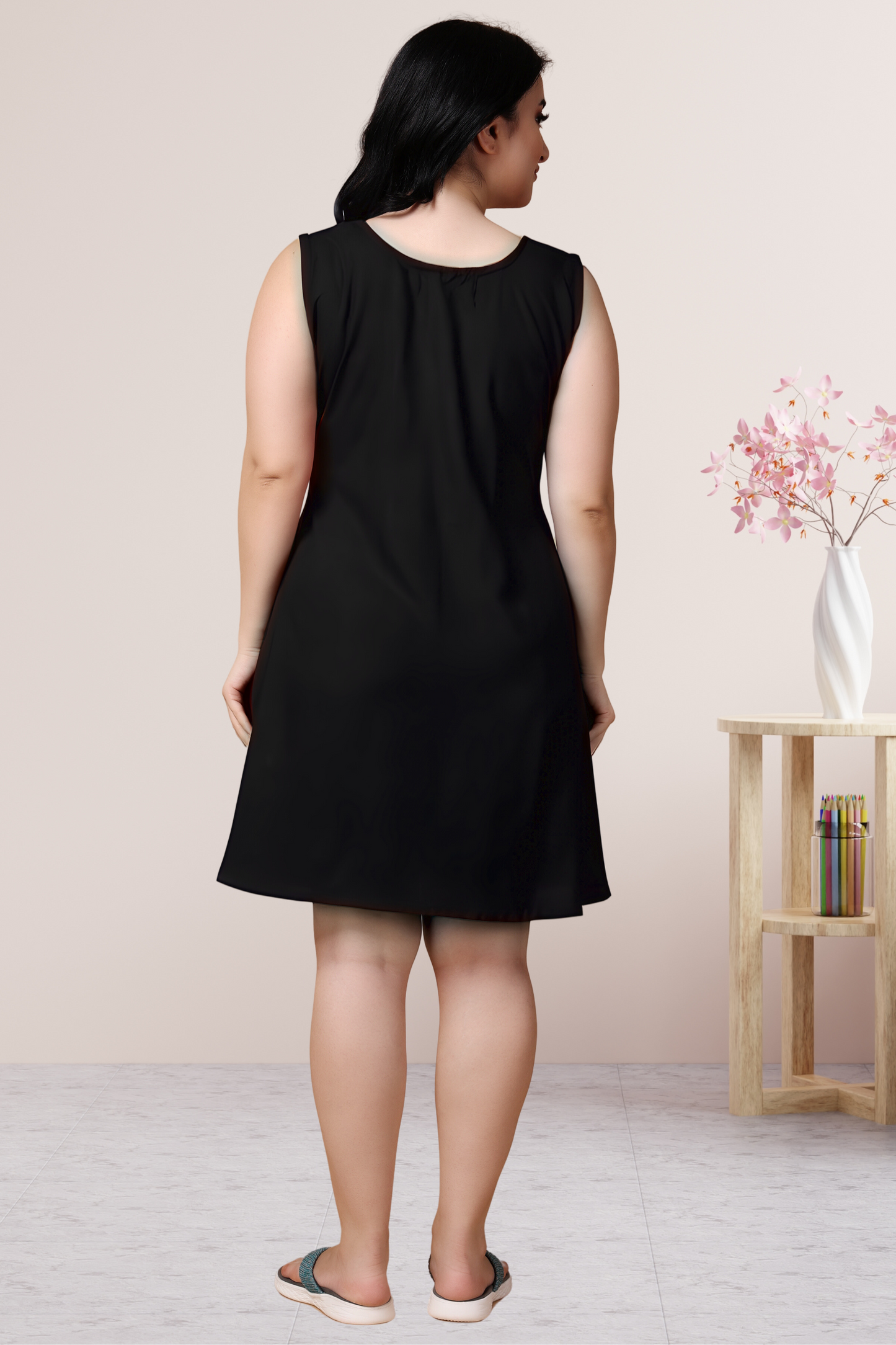 Midnight Black Detailed Short Nighty