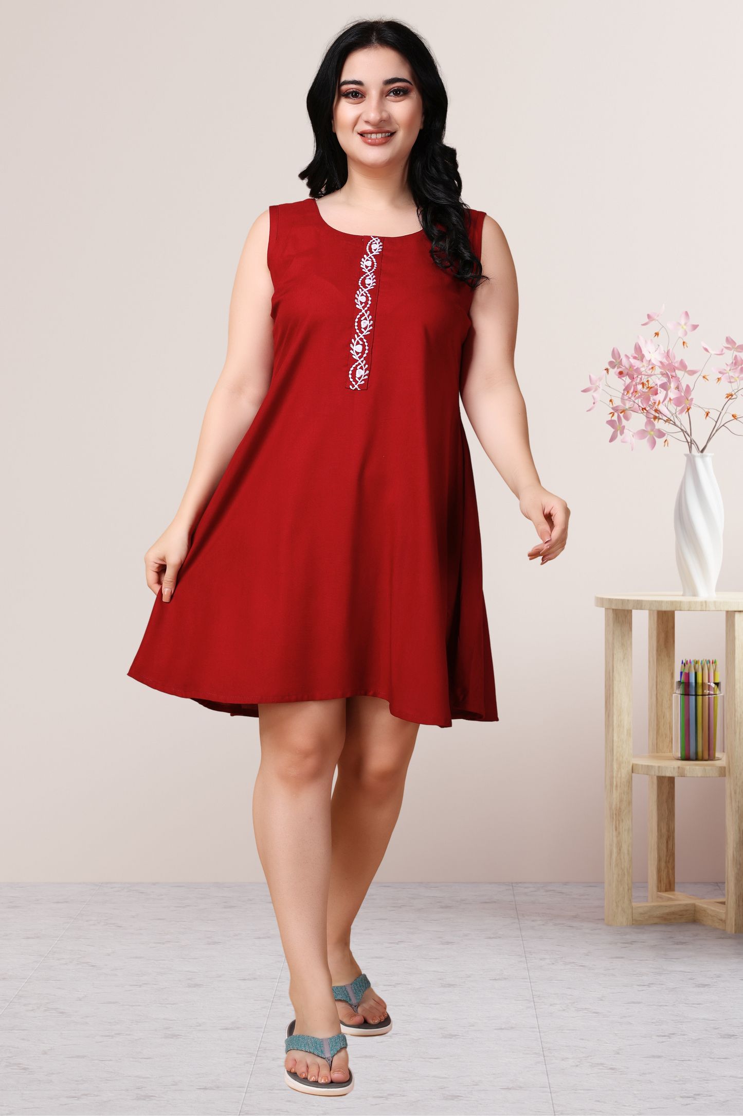 Red Detailed Rayon Short Nighty