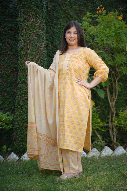 Yellow Kurta Set With Dupatta