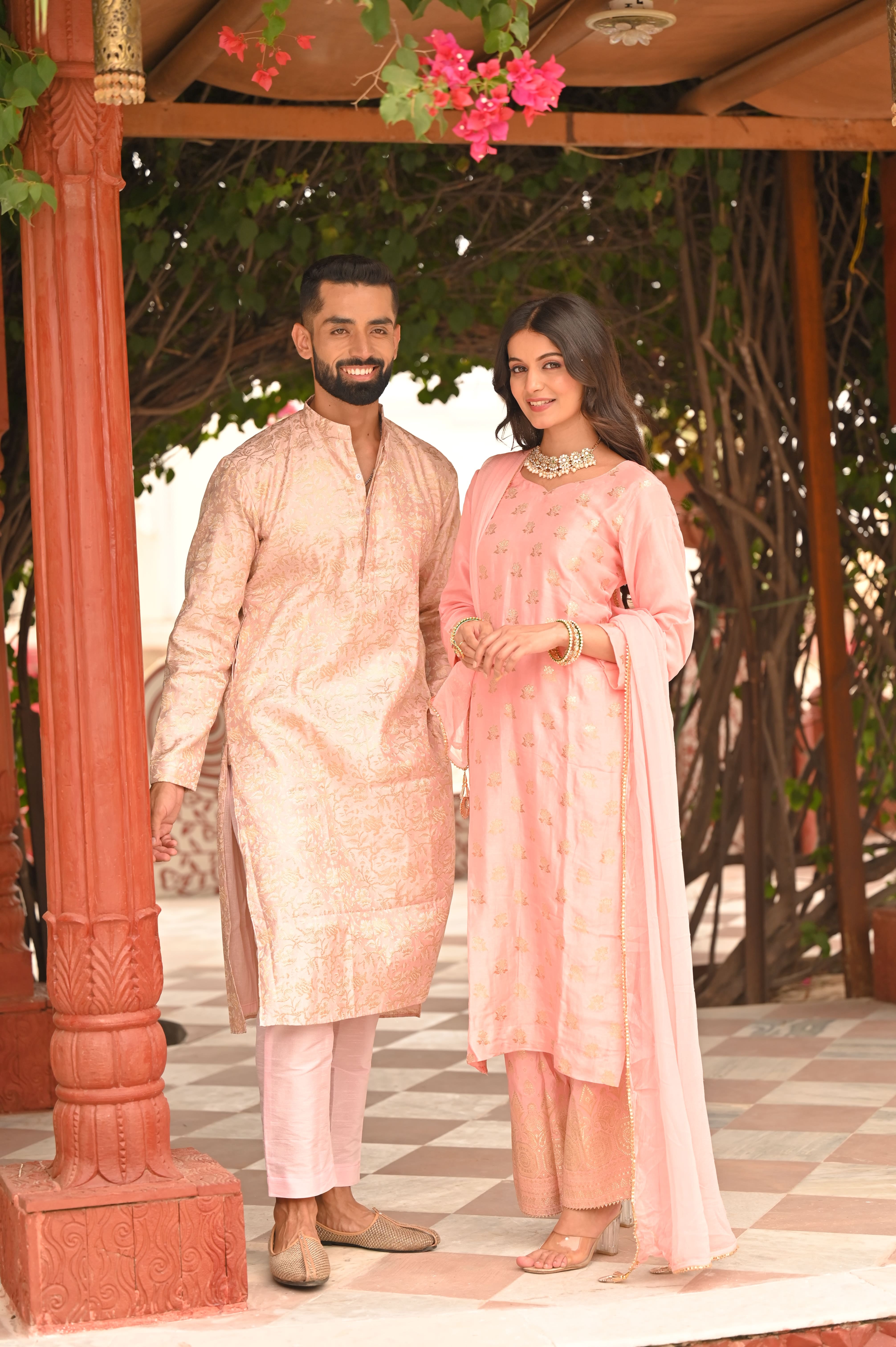 Aishwaria Peach Couple Dress Silk Saree & Kurta – Archittam Fashion