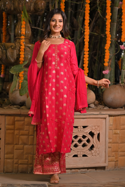 Blissful Weaves Jacquard Silk Suit