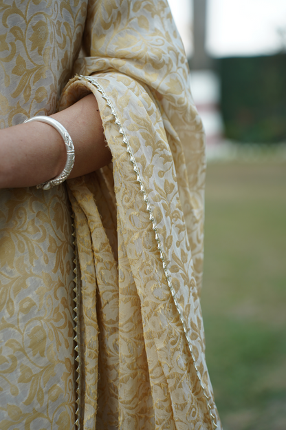 Readymade Stitched Saree 