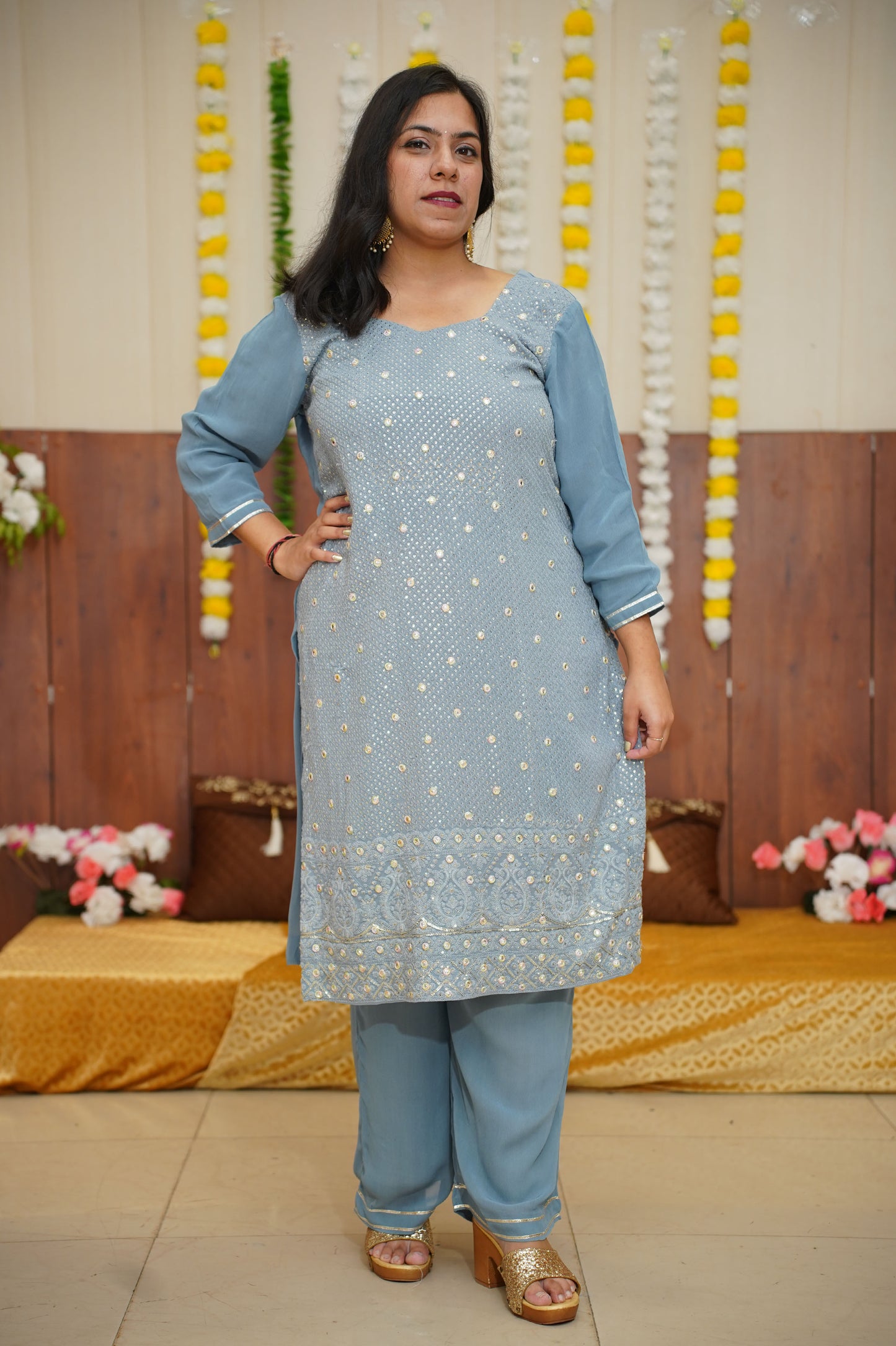 Grey Dewdrop Chikan Fancy Suit