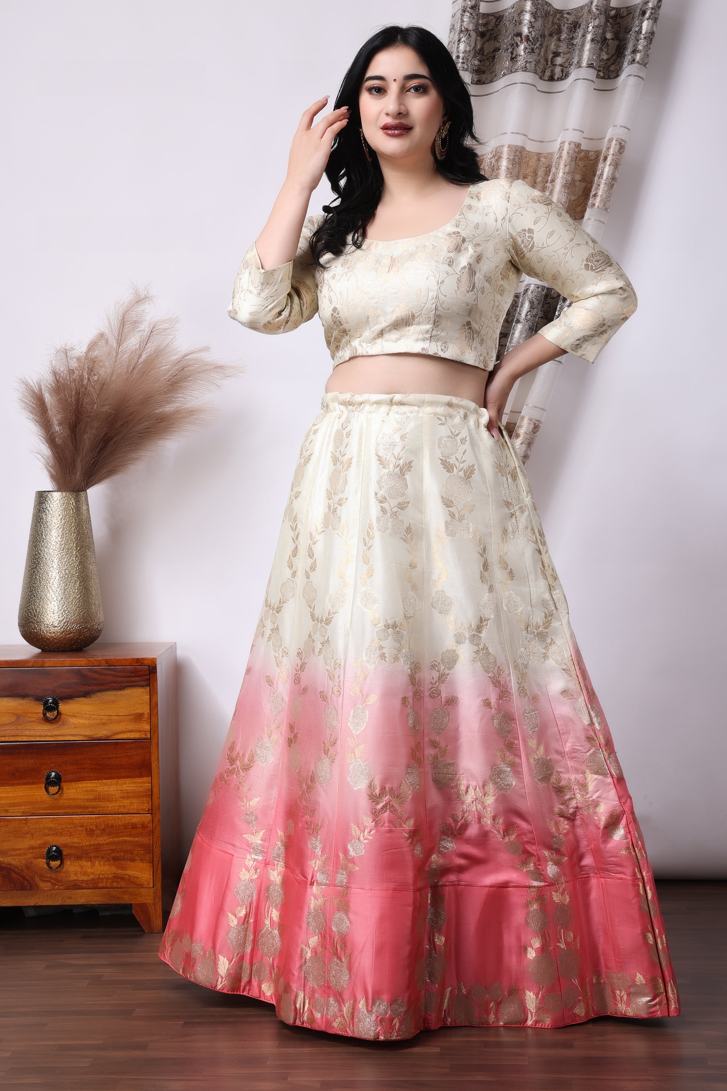 Shee Star Banarasi Exclusive Wedding Wear Banarasi Lehenga Choli Exporter
