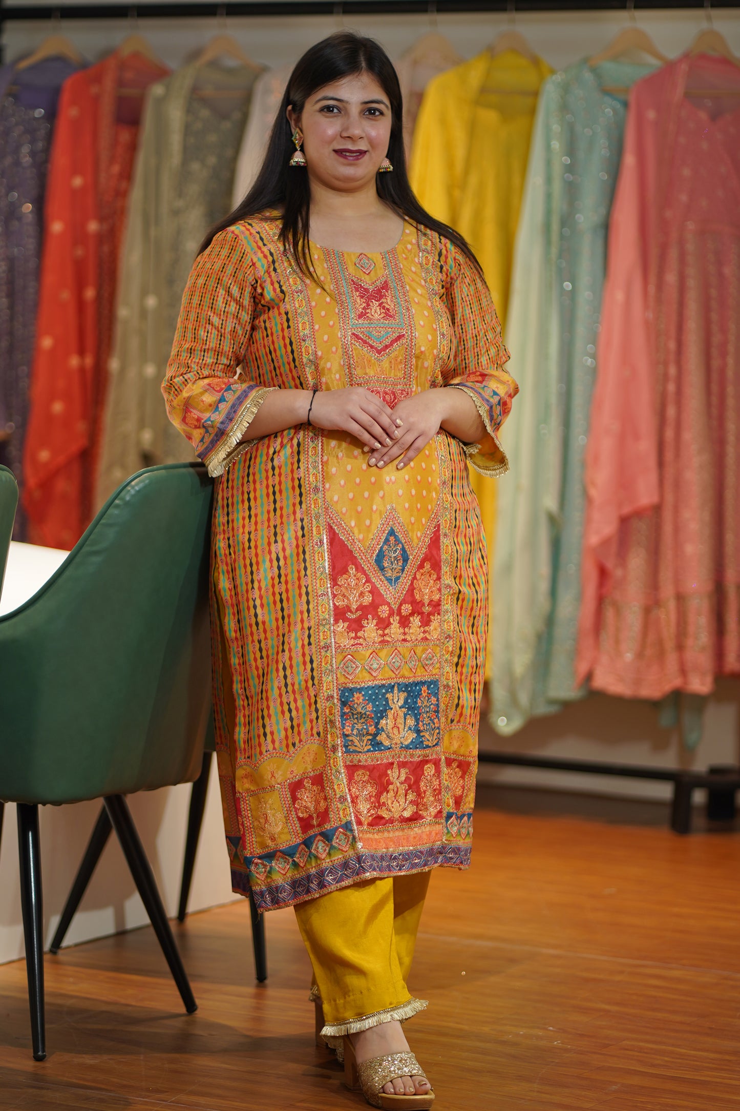 Sunehri Utsav Karachi Suit Set