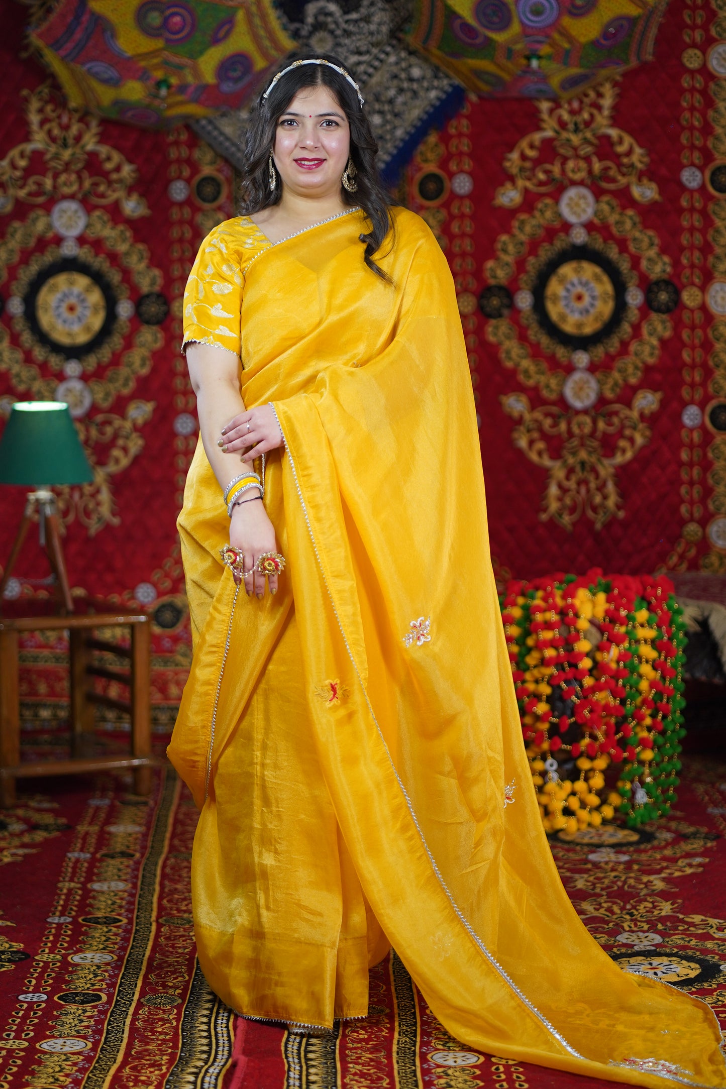 Sunehri Aabha Handcrafted Tissue Saree