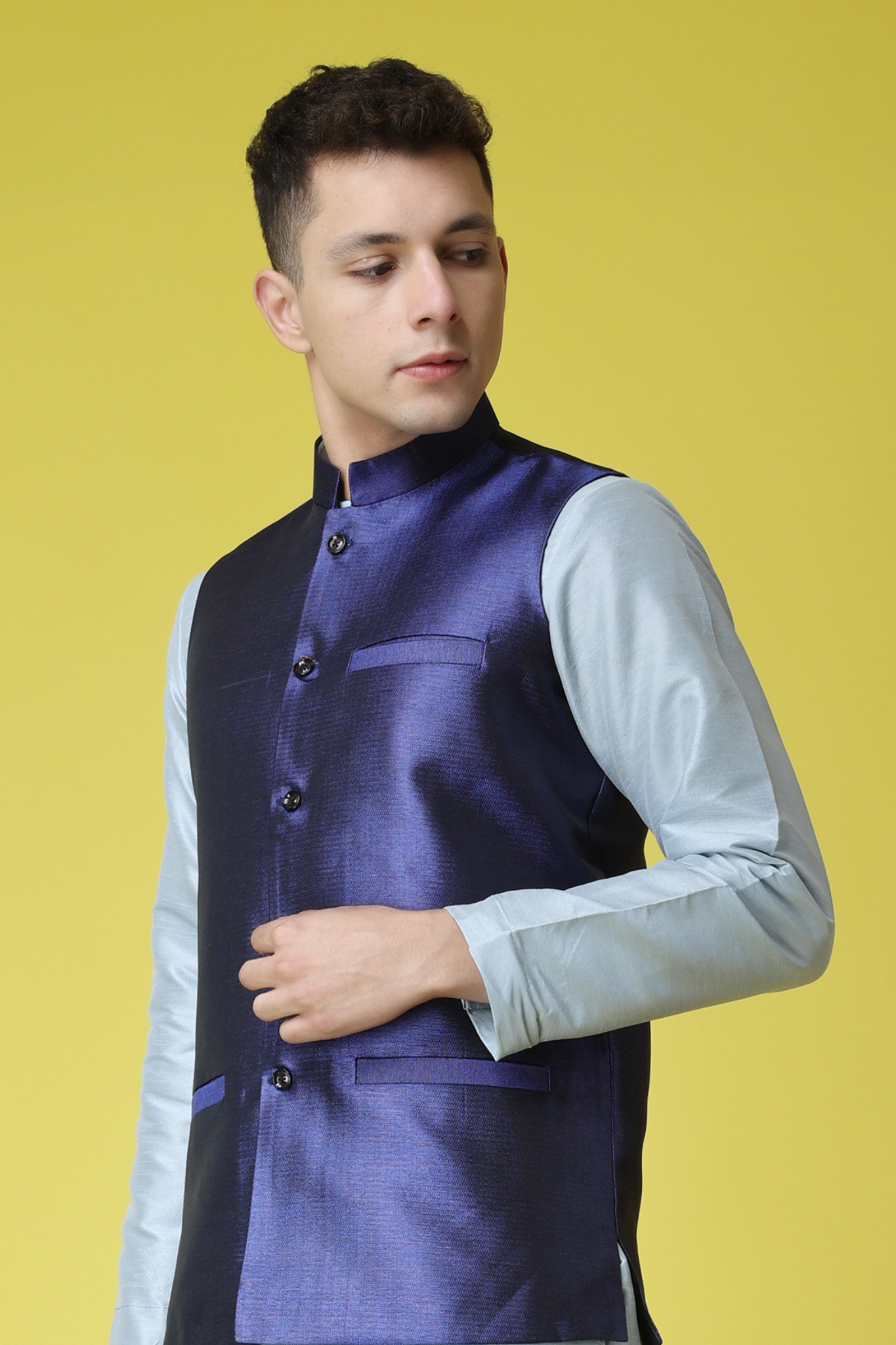 Nehru Jackets For Men - Buy Latest Designer Nehru Jackets Online 2024
