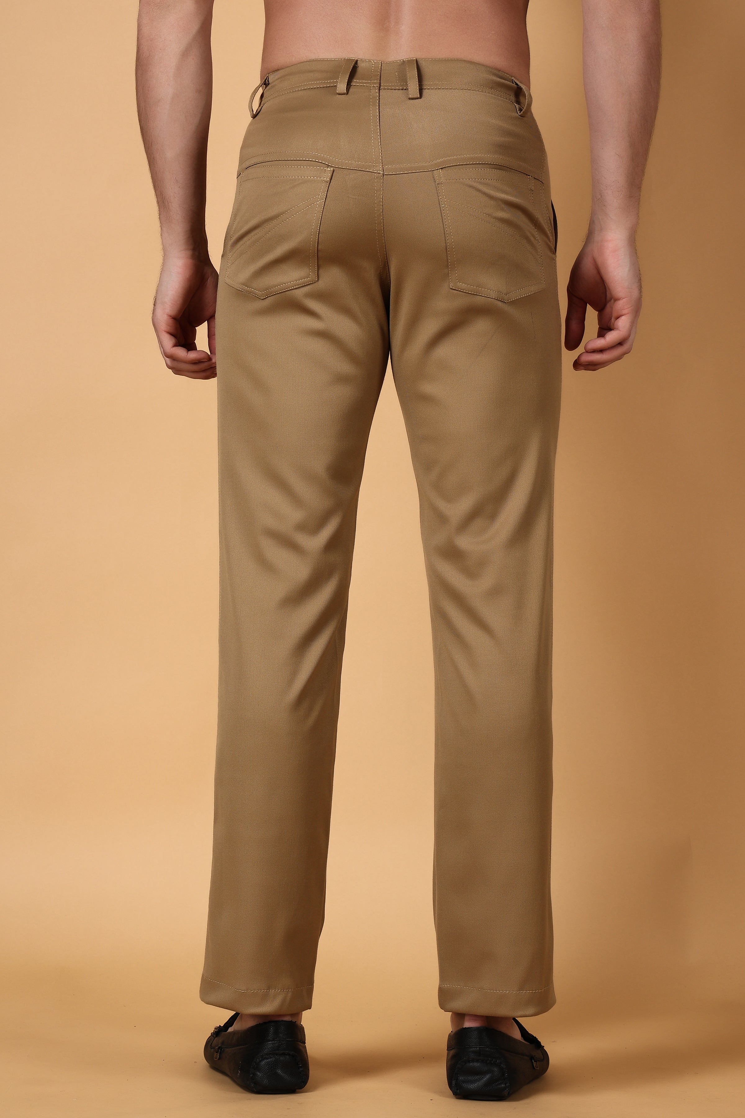 Essential Chinos, Classic Fit – Dockers®