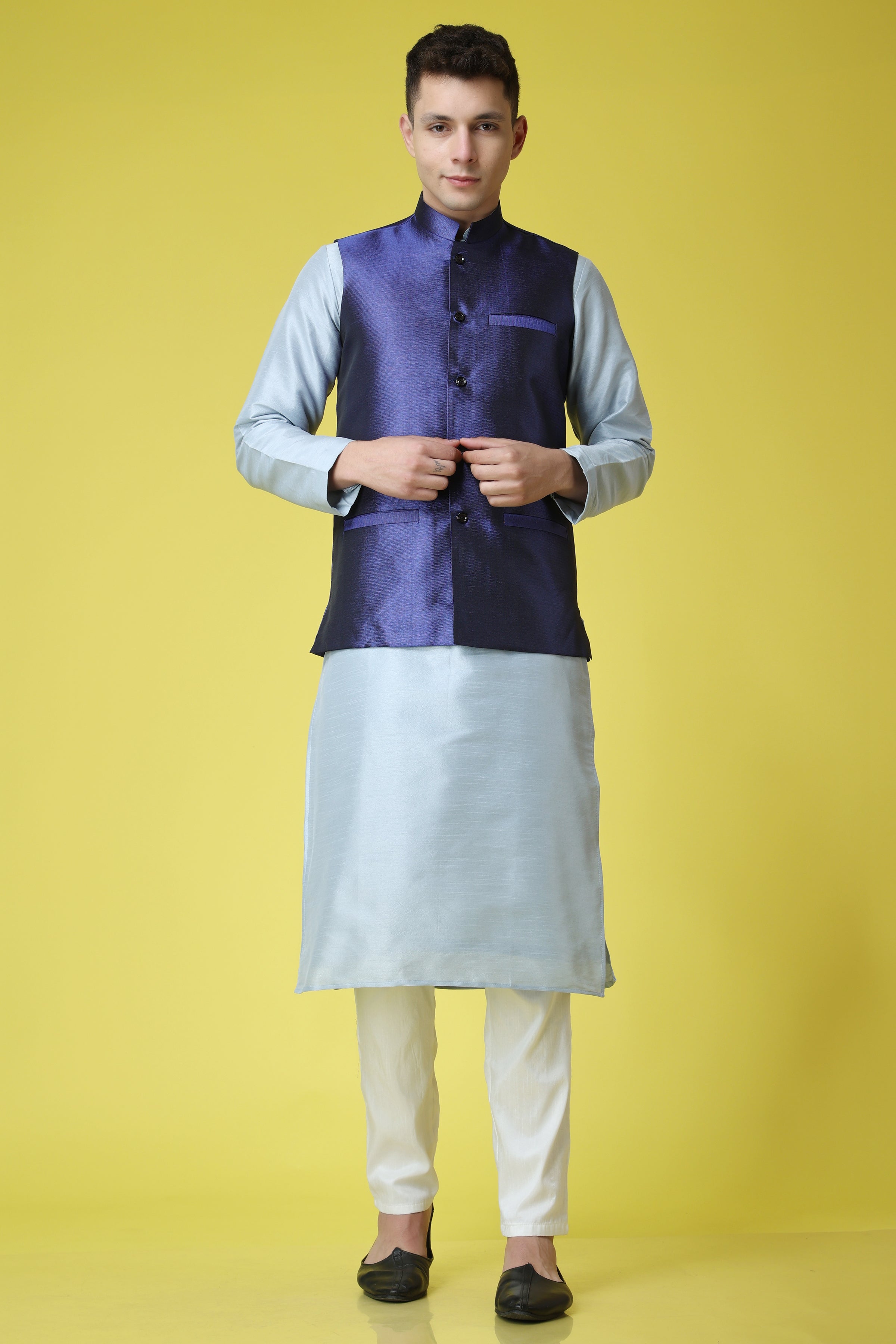 Kurta pajama with on sale sadri