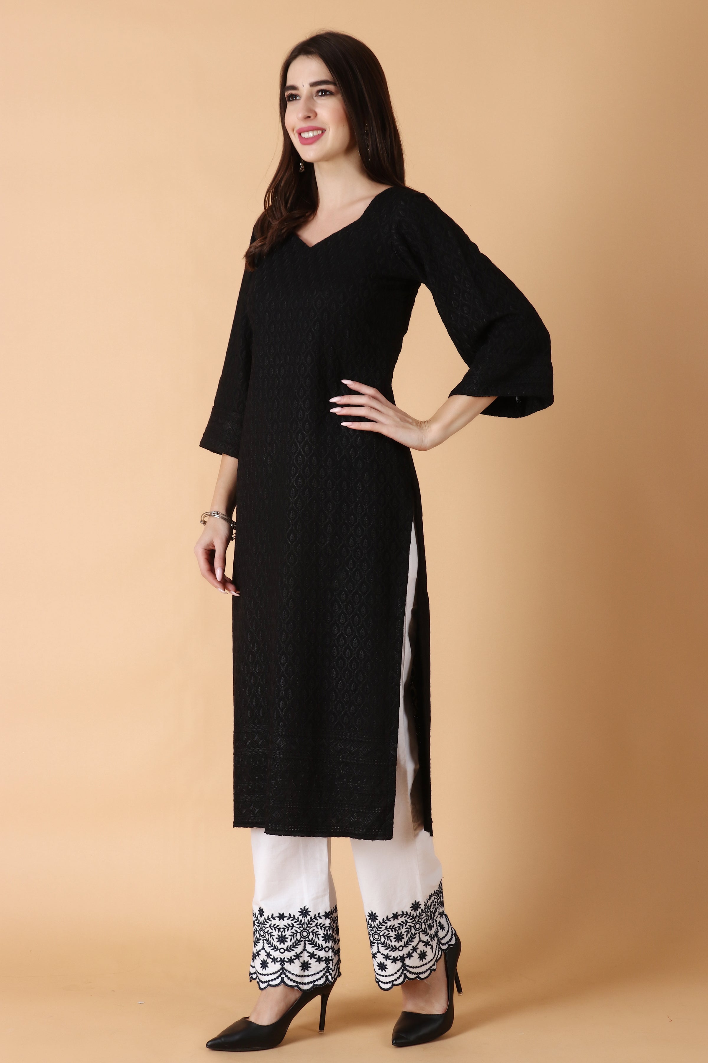 Back To Basics Part 2: Ways To Style Black Leggings – That Chic Fashion –  Ankita Jaiswal