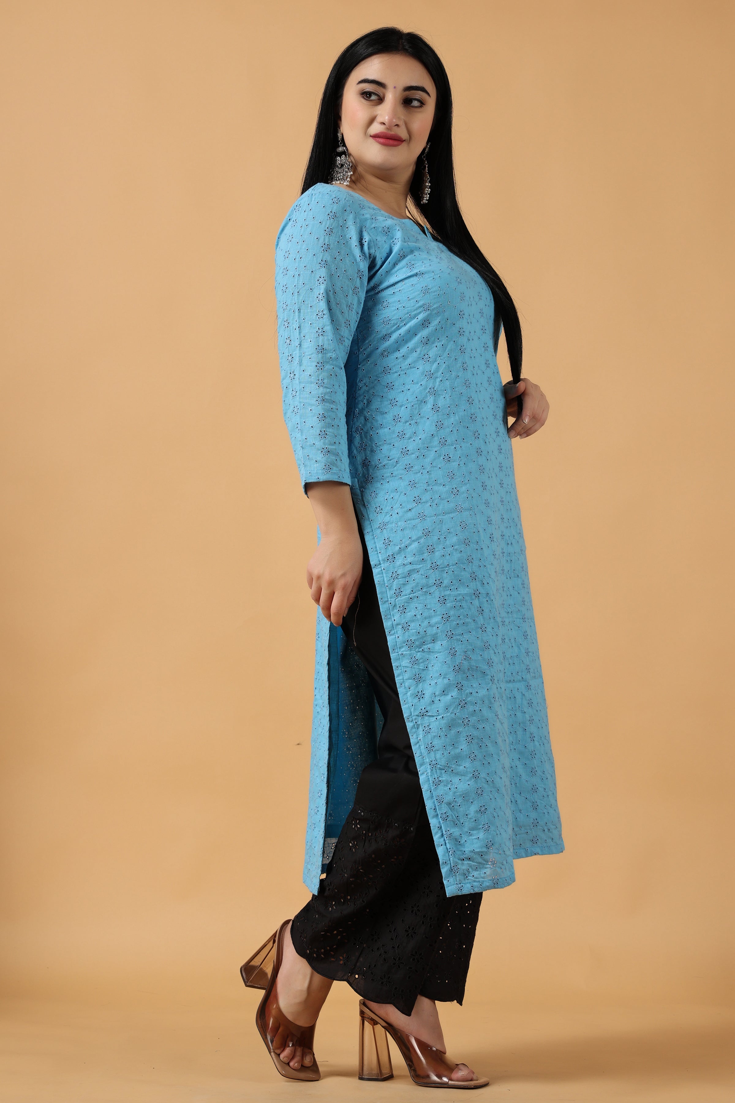 Shop Sky Blue Georgette Thread Embroidered Knee Length Kurti Work Wear  Online at Best Price | Cbazaar